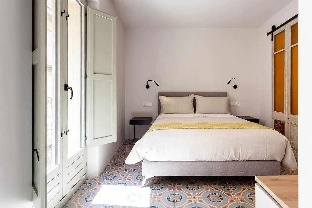 Velo Vern 2 Luxury Apartment In The Old Town Girona